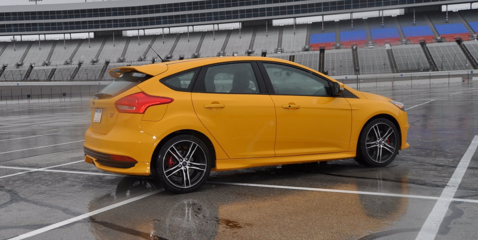 2015 Ford Focus ST Review