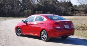 2015 Hyundai Accent GLS Sedan 22