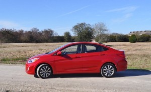 2015 Hyundai Accent GLS Sedan 26