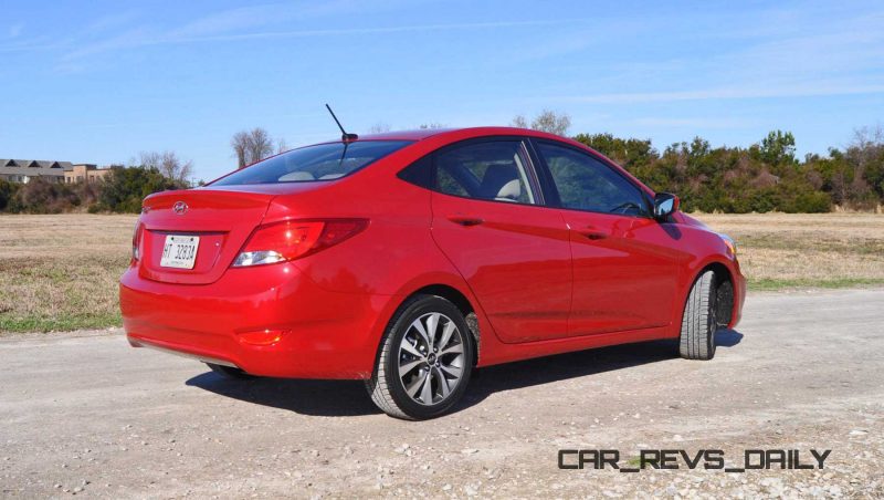 2015 Hyundai Accent GLS Sedan 36