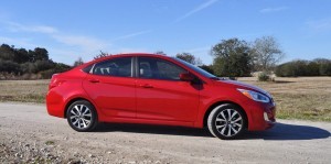 2015 Hyundai Accent GLS Sedan 38