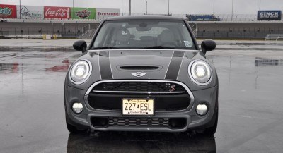 2015 MINI Cooper S Hardtop 4-Door 10