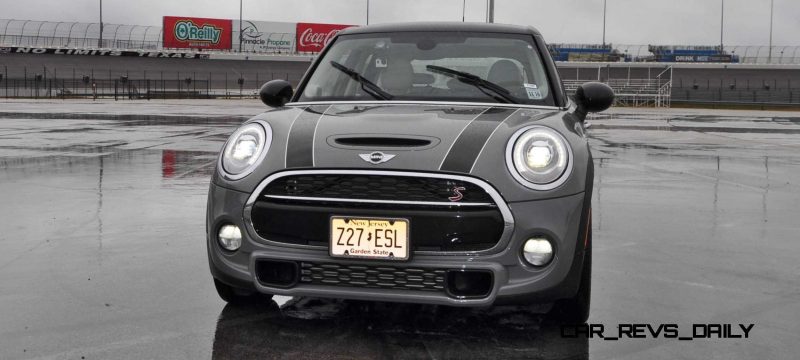 2015 MINI Cooper S Hardtop 4-Door 11