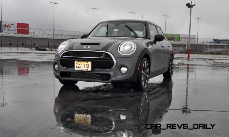 2015 MINI Cooper S Hardtop 4-Door 13