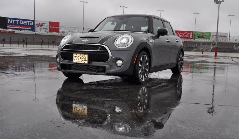 2015 MINI Cooper S Hardtop 4-Door 14