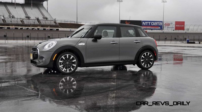 2015 MINI Cooper S Hardtop 4-Door 23