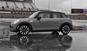 2015 MINI Cooper S Hardtop 4-Door 24