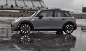 2015 MINI Cooper S Hardtop 4-Door 25