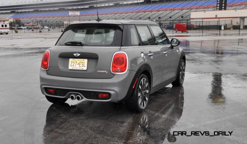 2015 MINI Cooper S Hardtop 4-Door 40