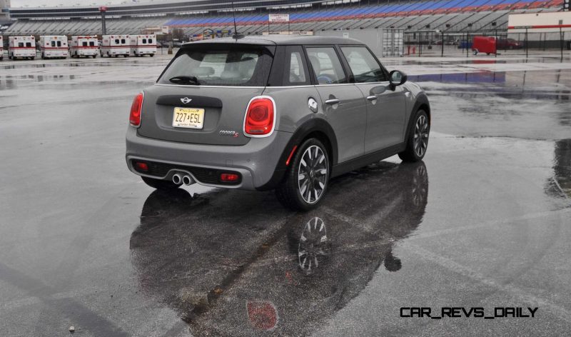 2015 MINI Cooper S Hardtop 4-Door 41