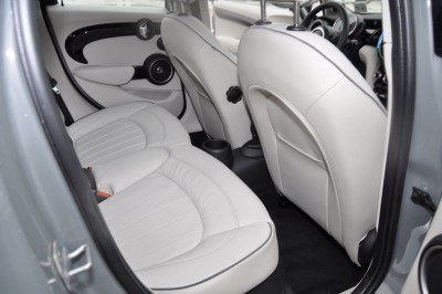 2015 MINI Cooper S Hardtop 4-Door Interior 15