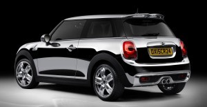 2015 MINI Hardtop Chrome Line 4