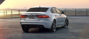 2016 Jaguar XF 18