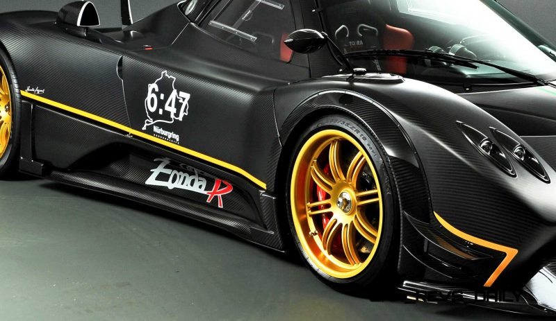 2009 PAGANI Zonda R 50 copy