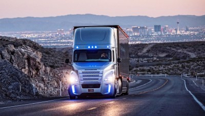 World Premiere Freightliner Inspiration Truck