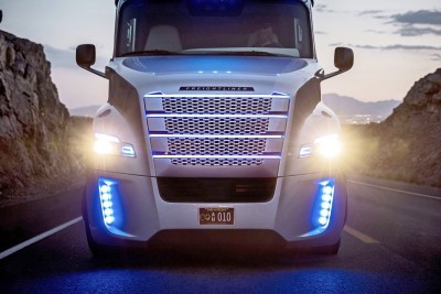 World Premiere Freightliner Inspiration Truck