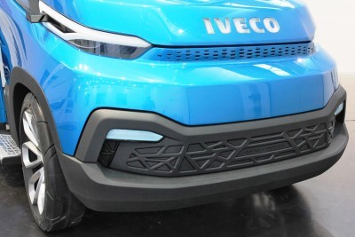 2015 IVECO Vision Concept Van 14