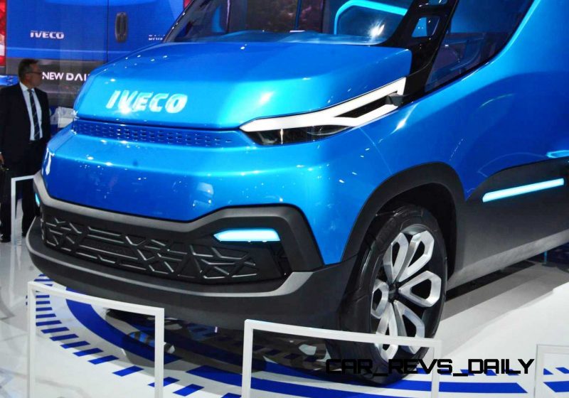 2015 IVECO Vision Concept Van 23