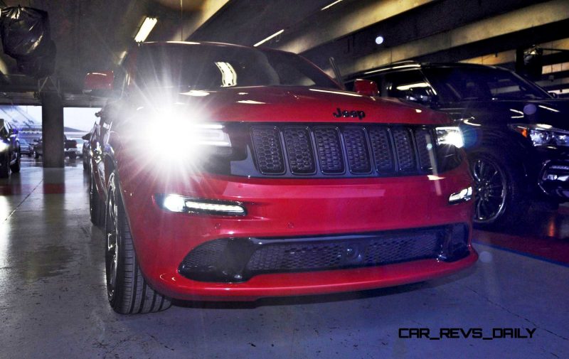 2015 Jeep Grand Cherokee SRT  1