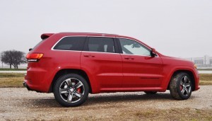 2015 Jeep Grand Cherokee SRT  30