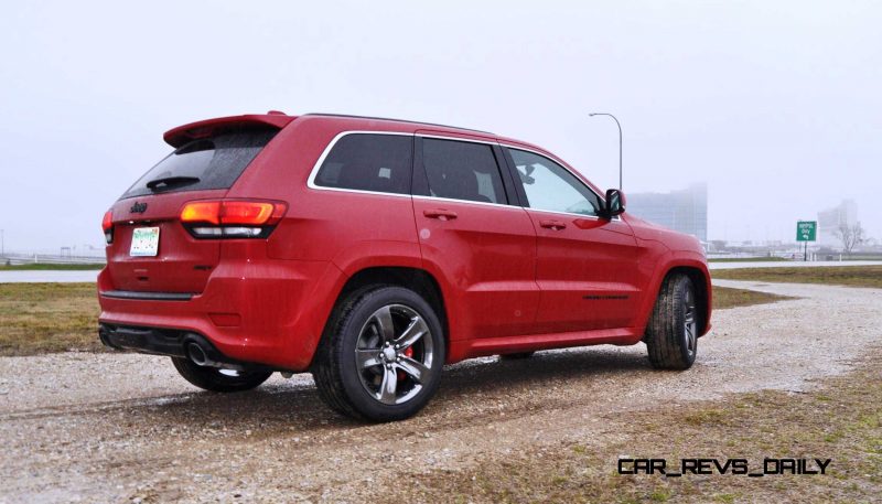 2015 Jeep Grand Cherokee SRT  32