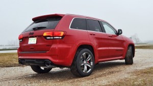 2015 Jeep Grand Cherokee SRT  33