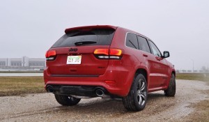 2015 Jeep Grand Cherokee SRT  34