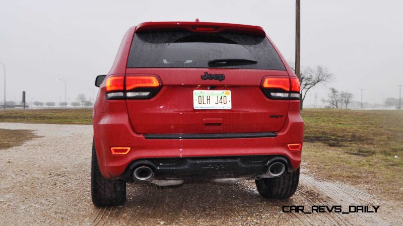 2015 Jeep Grand Cherokee SRT  38