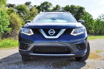 Best of Awards: 2014 Nissan Rogue Seats 7, Looks Cool, Gets There First