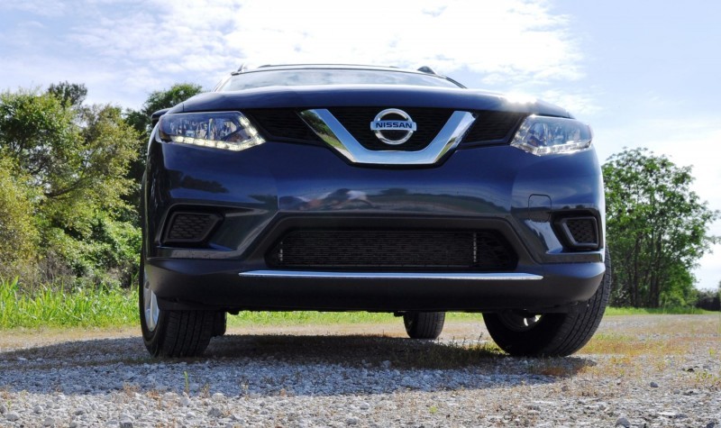 2015 Nissan Rogue SV 24