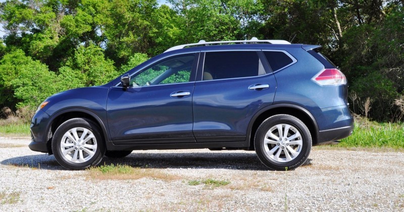 2015 Nissan Rogue SV 3