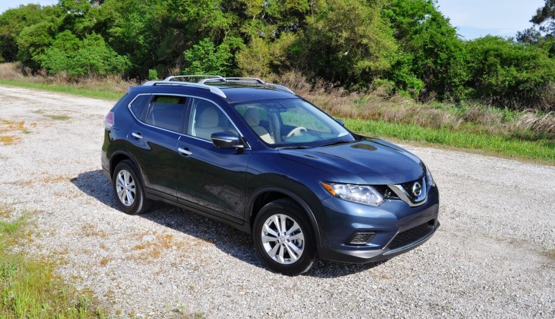 2015 Nissan Rogue SV 51