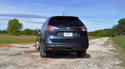 2015 Nissan Rogue SV 9