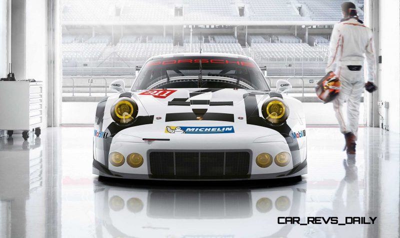 2015 Porsche 911 RSR 11