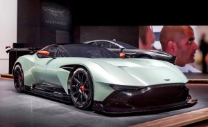 2016 Aston Martin VULCAN 29