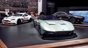 2016 Aston Martin VULCAN 32