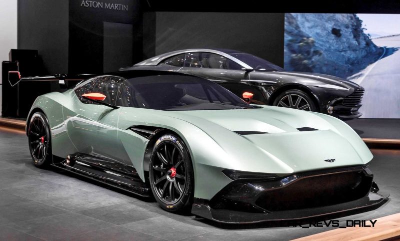 2016 Aston Martin VULCAN 33