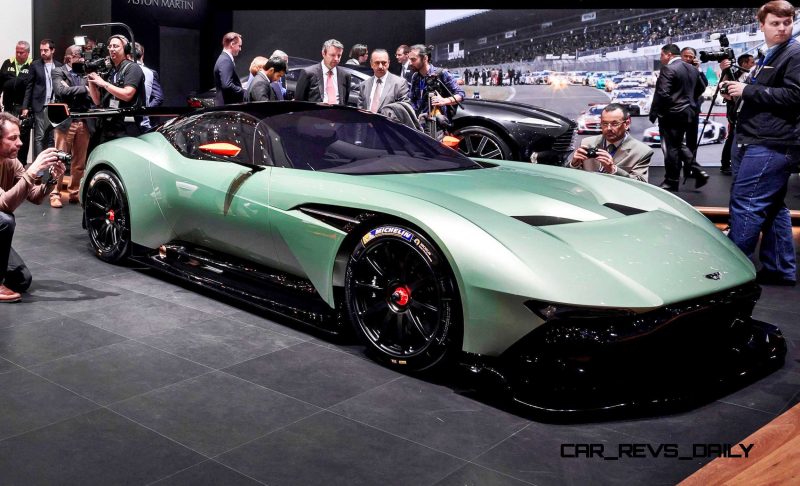 2016 Aston Martin VULCAN 34