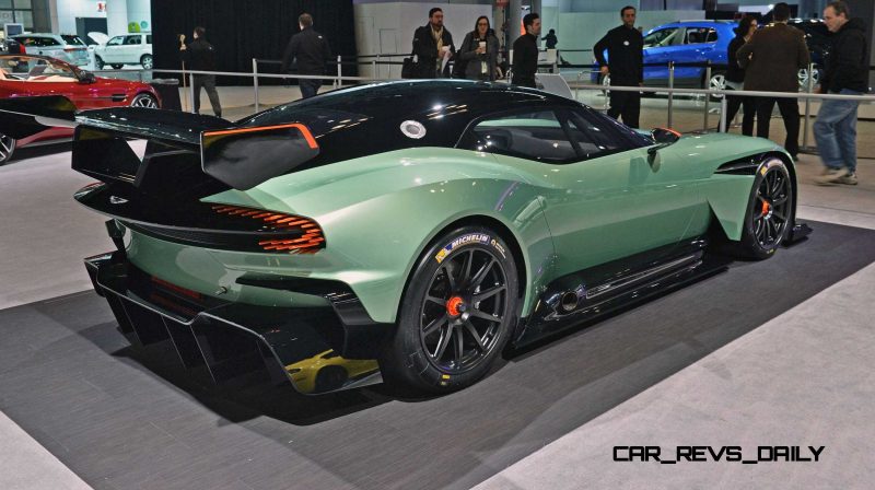 2016 Aston Martin VULCAN 4