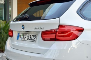2016 BMW 3 Series 15