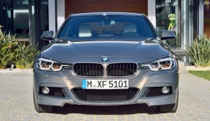 2016-BMW-3-Series-39