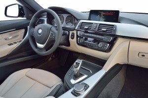 2016 BMW 3 Series Interiors 25