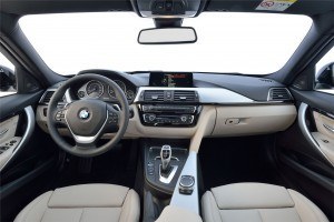 2016 BMW 3 Series Interiors 26