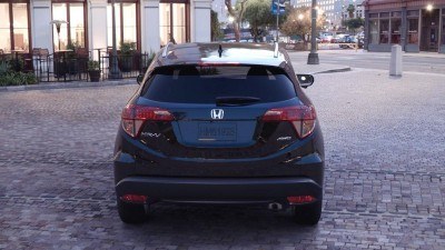 2016 Honda HR-V - Crystal Black Pearl 14