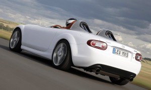 Mazda-MX-5_Superlight_Concept_2009_1600x1200_wallpaper_0f_001