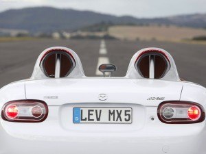 Mazda-MX-5_Superlight_Concept_2009_1600x1200_wallpaper_36