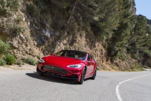 Tesla Model S by LARTE Design 45