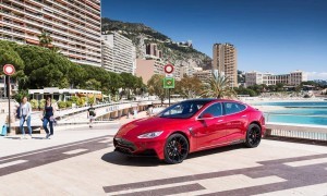 Tesla Model S by LARTE Design 48