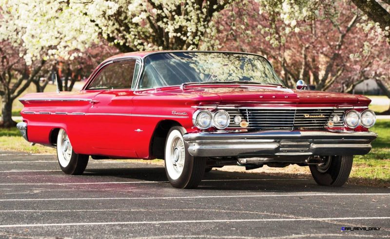 1960 Pontiac Bonneville Sport Coupe 1