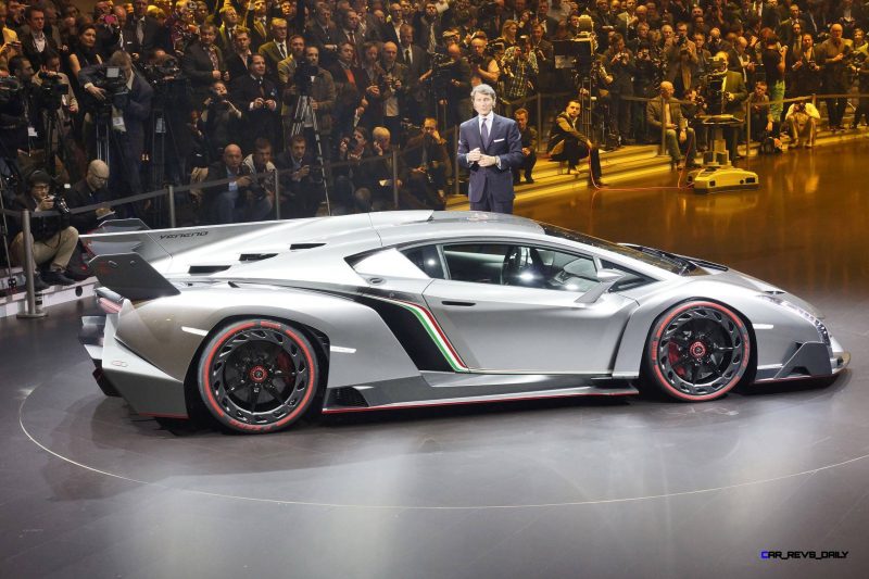 2013 Lamborghini VENENO Coupe 17